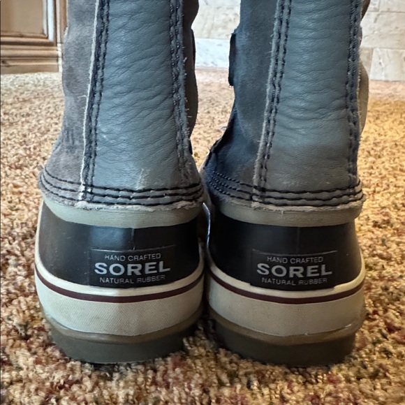 Sorel Joan of Arctic Waterproof Faux Fur Snow Boot Gray Black Women's Size 9 - Picture 6 of 7